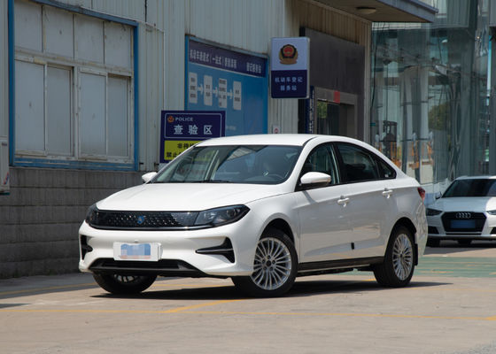 Zuivere Elektrische Auto's 415KM van S60EV Dongfeng Ev met 4 Deuren 5 Zetels