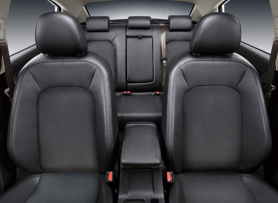 Elektrisch voertuig 415KM van de Fengxingss50 Dongfeng Motor Compacte 4 Deuren 5 Zetels