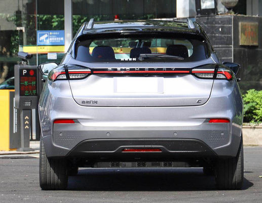 Meetkundec Suv Elektrische Auto 400550KM Compact met 5 Deuren 5 Zetels