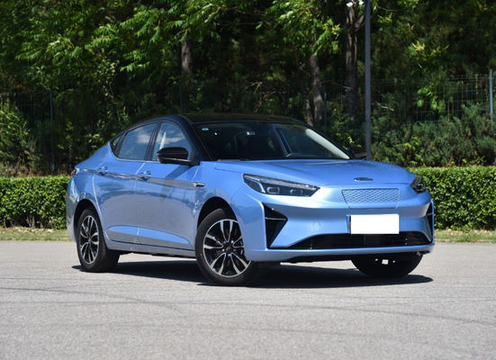 De Sedan Elektrische Auto 450530KM Zuivere Elektrische Auto 5 van JAC IC5 Jianghuai 2020 Deuren 5 Zetels
