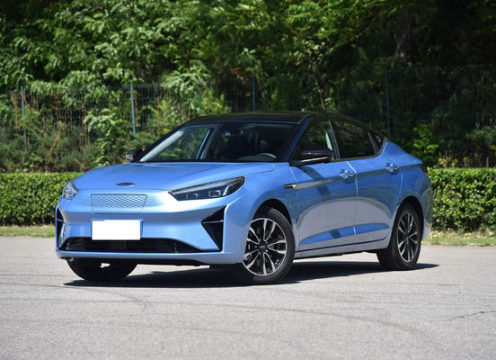 De Sedan Elektrische Auto 450530KM Zuivere Elektrische Auto 5 van JAC IC5 Jianghuai 2020 Deuren 5 Zetels