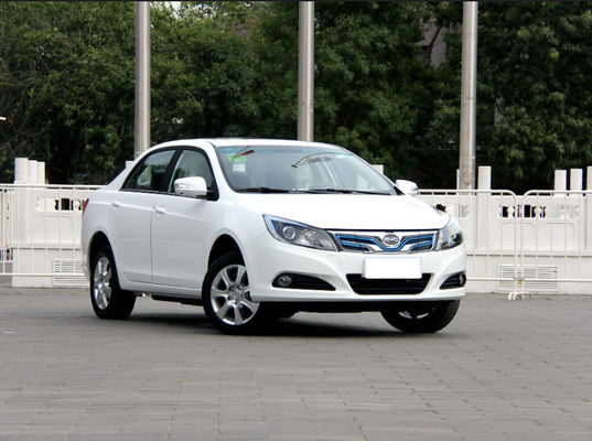 305KM 400KM BYD E5 EV Hoge Prestaties Zuivere Elektrische 4 Deuren 5 Zetels