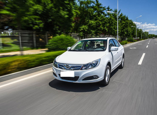 305KM 400KM BYD E5 EV Hoge Prestaties Zuivere Elektrische 4 Deuren 5 Zetels