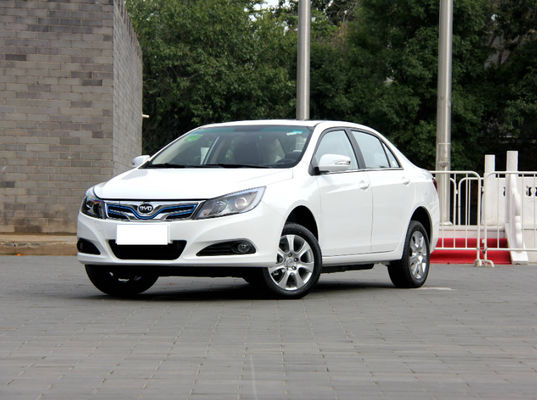 305KM 400KM BYD E5 EV Hoge Prestaties Zuivere Elektrische 4 Deuren 5 Zetels