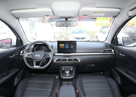 De Sedan Elektrische Auto Officiële Standaard 401KM van E3byd 4 Deuren 5 Zetels